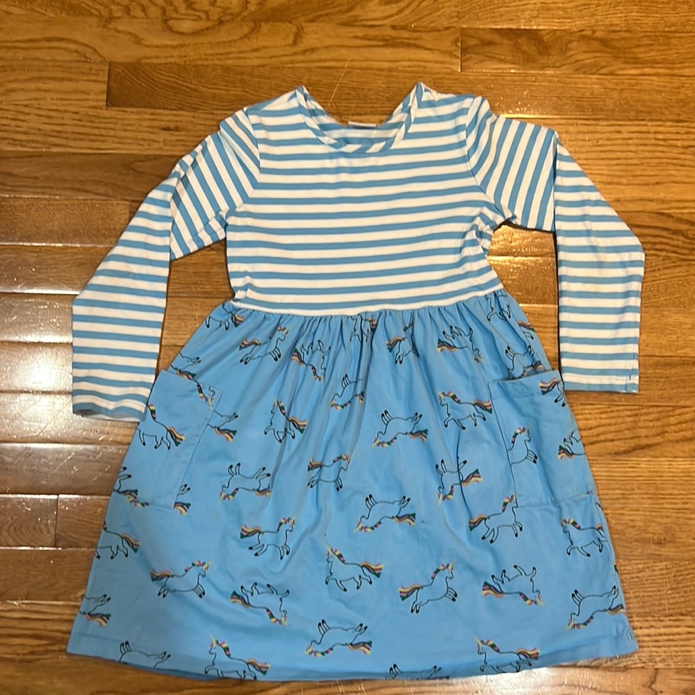 Hanna Andersson unicorn dress. Excellent condition. Size 8